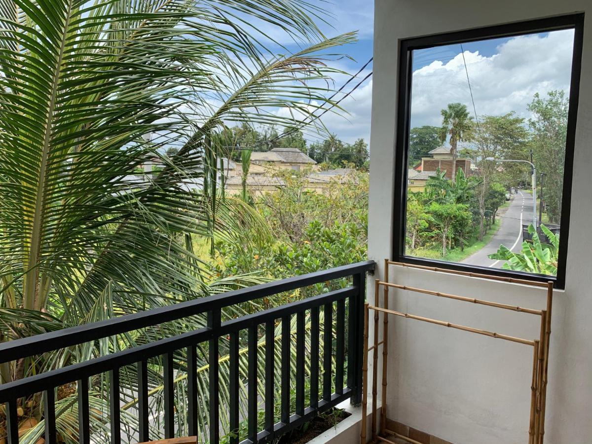 Kenan Cottage Canggu Esterno foto